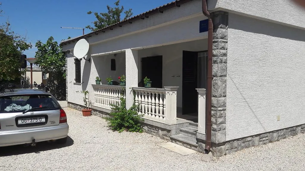 Apartment Malnar Stari Grad  0*, Starigrad Paklenica Croatia